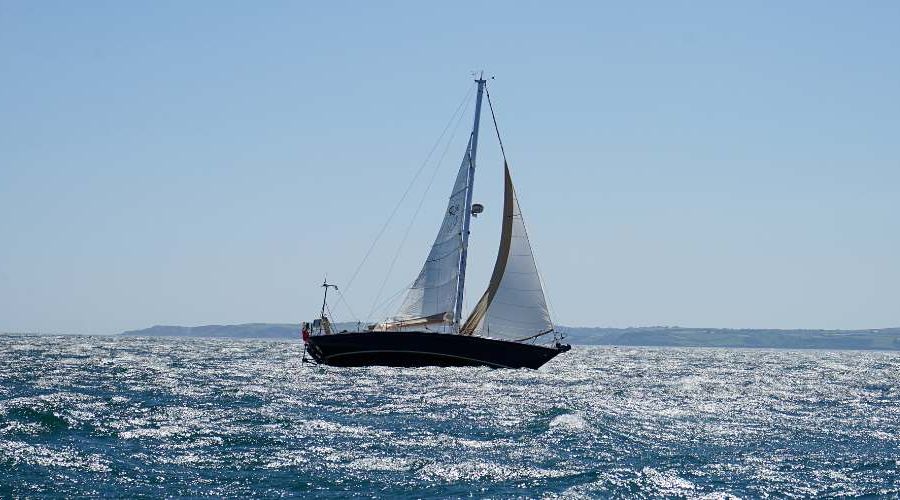 Segelschiff auf dem Meer